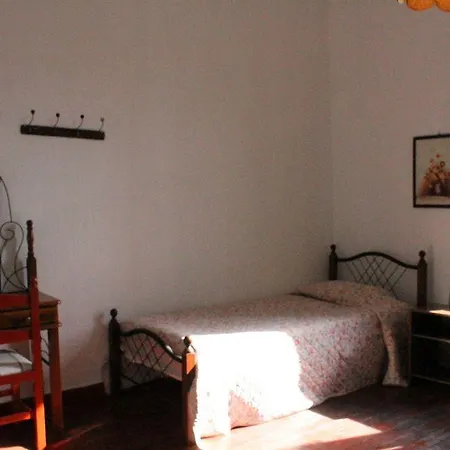 Vandrarhem Trianon Paphos