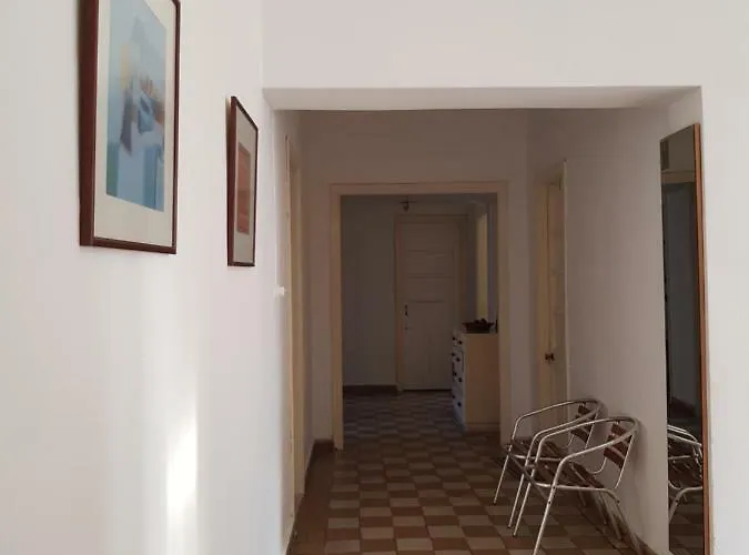 Trianon - Old Town * Πάφος