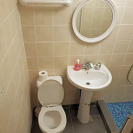 Hostel Trianon - Old Town Paphos