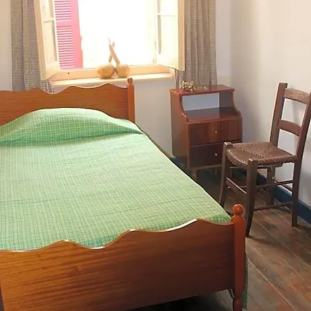 Trianon - Old Town Hostel Paphos