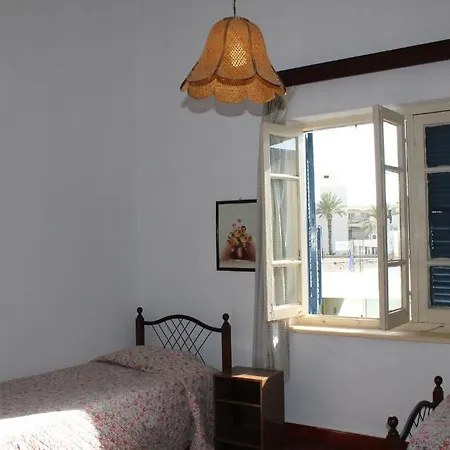 Trianon - Old Town بافوس