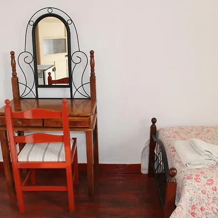 Trianon Hostel *