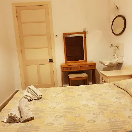 Hostel Trianon *