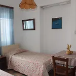 Trianon - Old Town Hostel *